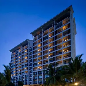 Ramada Plaza By Wyndham Bay Hotel